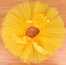 Load image into Gallery viewer, Baby Girl tutu set.