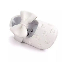 Load image into Gallery viewer, BABY ONE BABY TWO Baby Girl Little Romance Heart and Bow Crib Shoes.