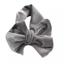 Load image into Gallery viewer, Baby and Toddler Girl Big Bow Velvet Headband.
